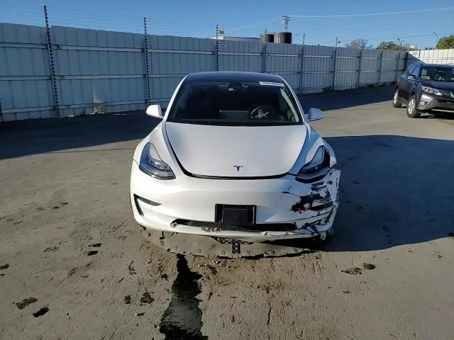 2018 Tesla Model 3 VIN: 5YJ3E1EAXJF162372 Lot: 76944864