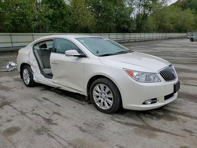 2013 Buick Lacrosse VIN: 1G4GC5ER3DF127110 Lot: 73676044