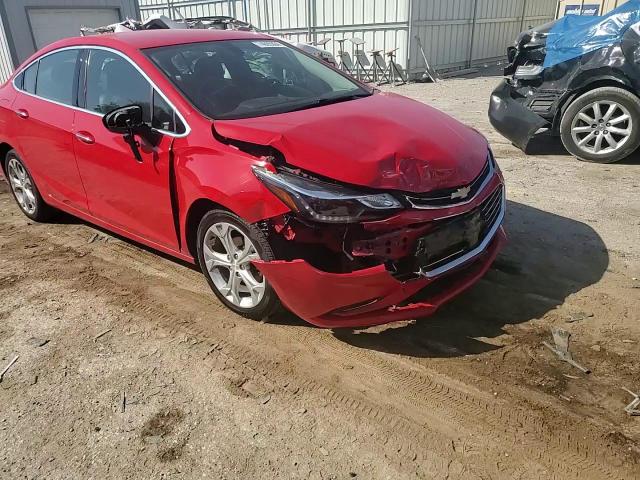 2018 Chevrolet Cruze Premier VIN: 1G1BF5SM7J7110856 Lot: 74605364