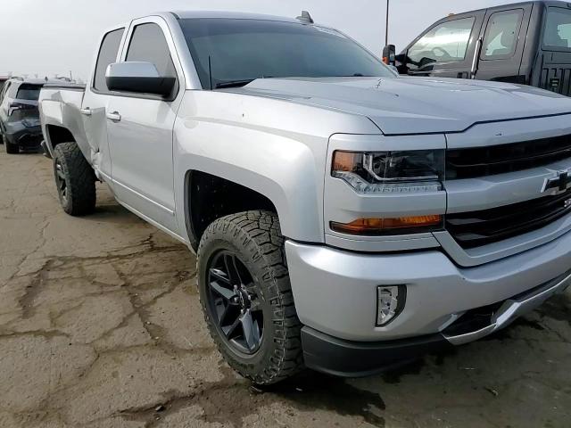 2018 Chevrolet Silverado K1500 Lt VIN: 1GCVKREC6JZ330908 Lot: 78367304