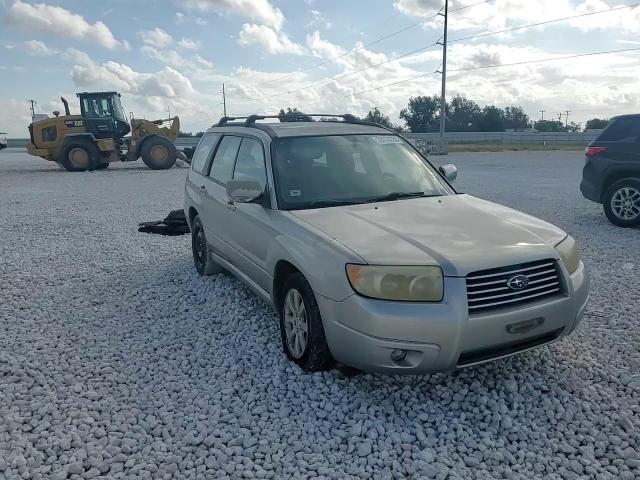 2007 Subaru Forester - Image 12