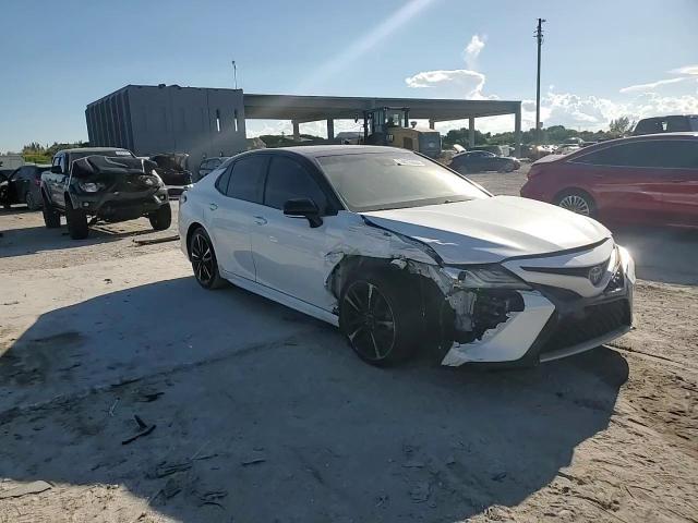 4T1BZ1HK1KU026513 2019 Toyota Camry Xse