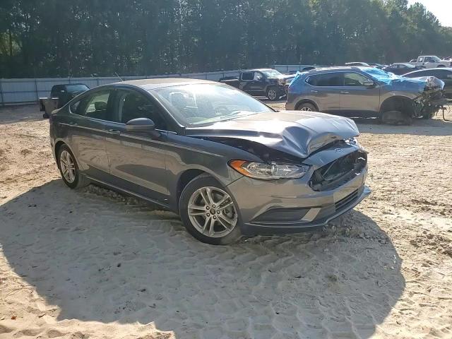 3FA6P0HD6JR228752 2018 Ford Fusion Se