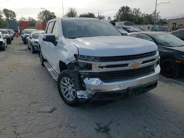 2019 Chevrolet Silverado - Image 11