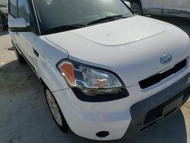 2012 Kia Soul + VIN: KNDJT2A61C7394808 Lot: 76822484