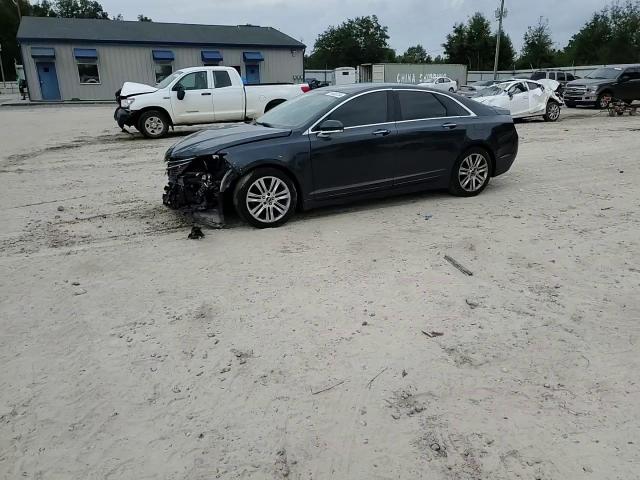 2013 Lincoln MKZ - Image 10