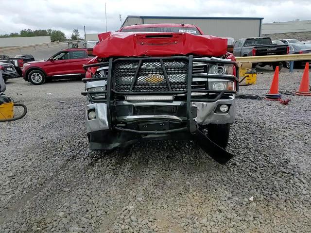 2017 Chevrolet Silverado - Image 13