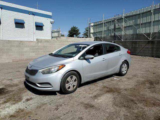 KNAFK4A61F5395118 2015 Kia Forte Lx