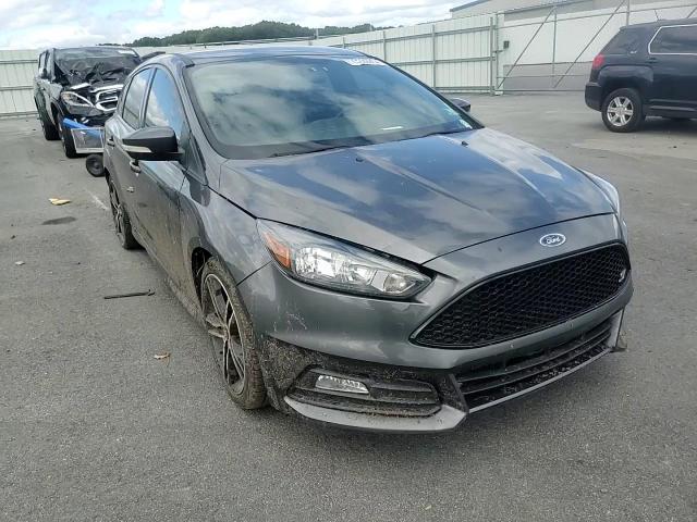 1FADP3L96JL213310 2018 Ford Focus St