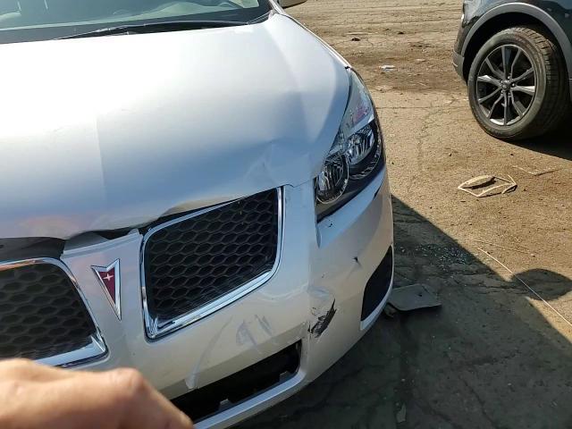 2009 Pontiac Vibe - Image 11