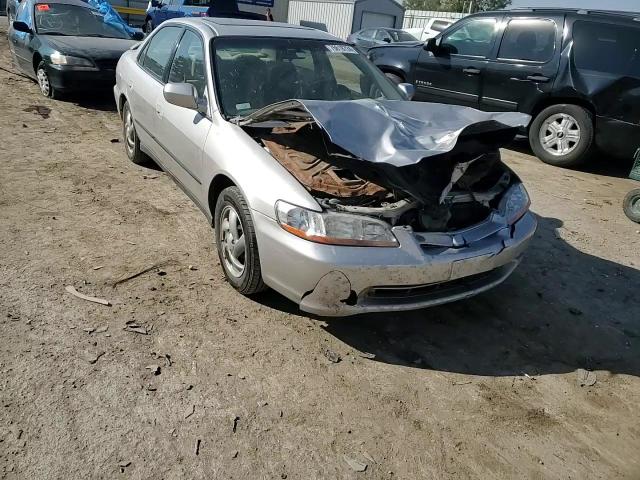 1999 Honda Accord Lx VIN: JHMCG5544XC008224 Lot: 76618724