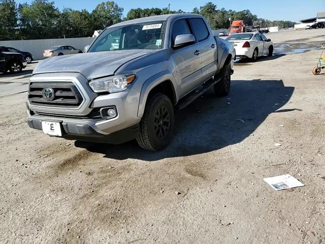 2020 Toyota Tacoma - Image 11