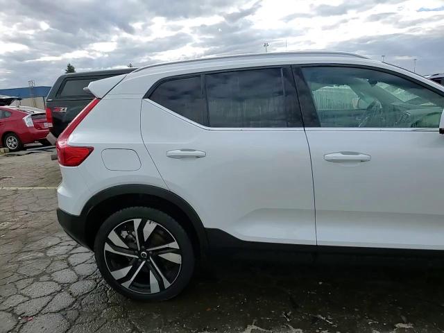 2024 Volvo Xc40 Plus VIN: YV4L12UEXR2262859 Lot: 89710895