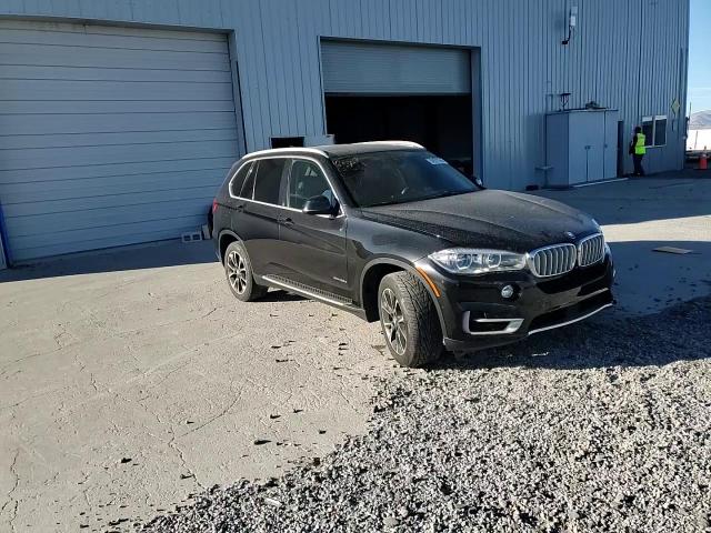 2015 BMW X5 xDrive35D VIN: 5UXKS4C58F0N11268 Lot: 90527555