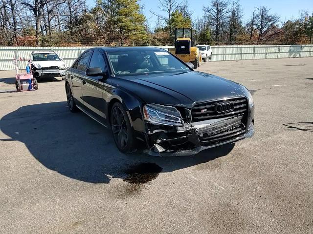2017 Audi S8 Plus Quattro VIN: WUAJ5AFD3HN900995 Lot: 86691015