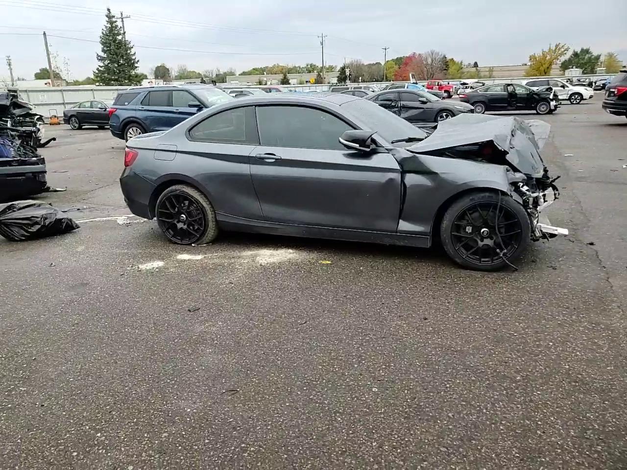 Фото: WBA1G9C55GV599693