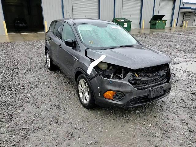 2018 Ford Escape S VIN: 1FMCU0F78JUA33551 Lot: 91027275