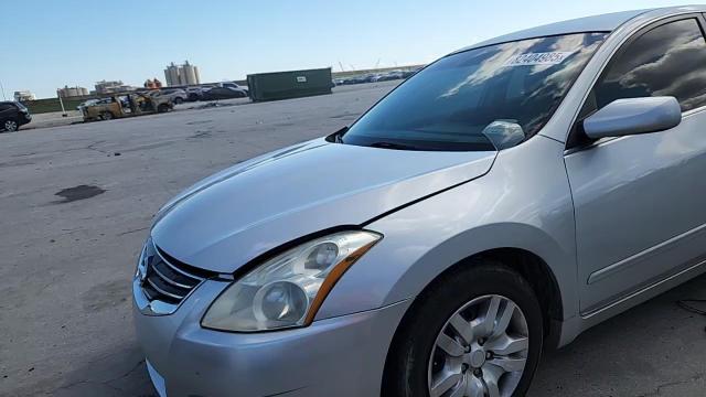 2011 Nissan Altima Base VIN: 1N4AL2AP3BN417479 Lot: 82404985