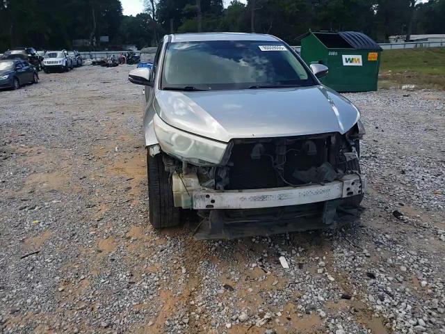 2015 Toyota Highlander Le VIN: 5TDBKRFH1FS115362 Lot: 90059055