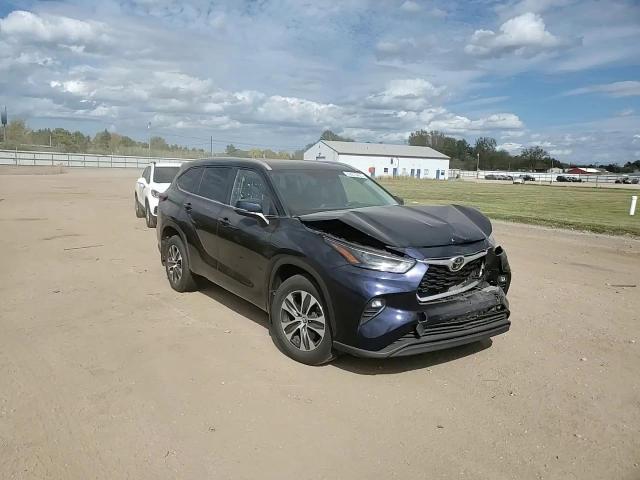2023 Toyota Highlander L VIN: 5TDKDRBH4PS519077 Lot: 82273435