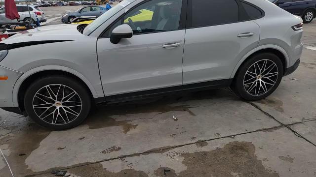 2025 Porsche Cayenne Coupe VIN: WP1BA2AYXSDA30882 Lot: 89706315