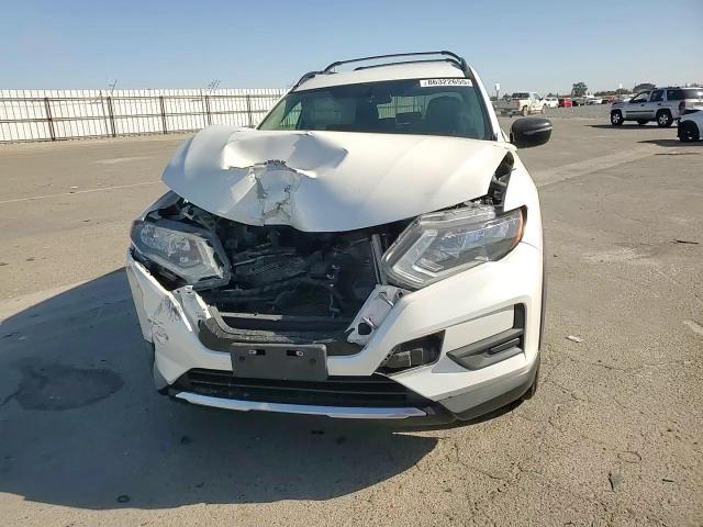 2017 Nissan Rogue Sv VIN: 5N1AT2MV1HC873002 Lot: 86322655