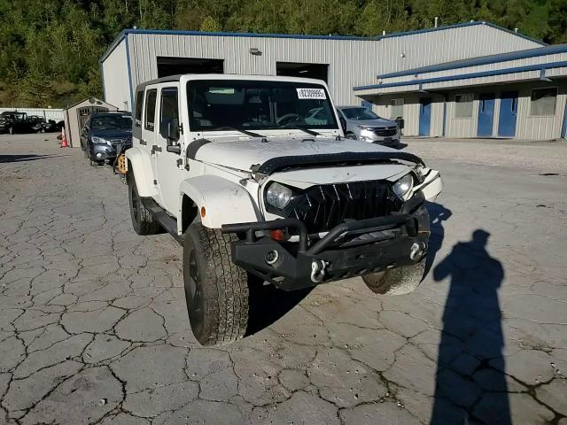2010 Jeep Wrangler Unlimited Sahara VIN: 1J4HA5H11AL166936 Lot: 82309995
