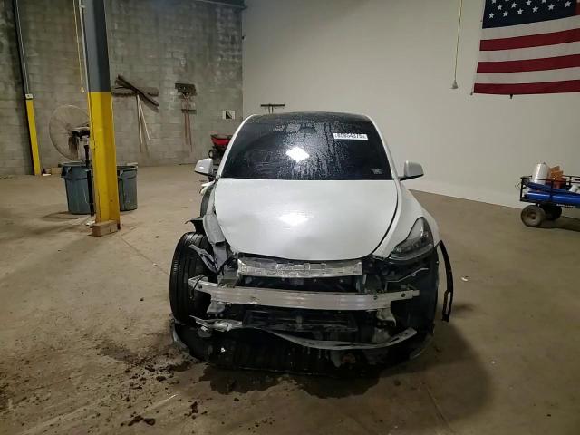 2021 Tesla Model Y VIN: 5YJYGDEE1MF086033 Lot: 85854375