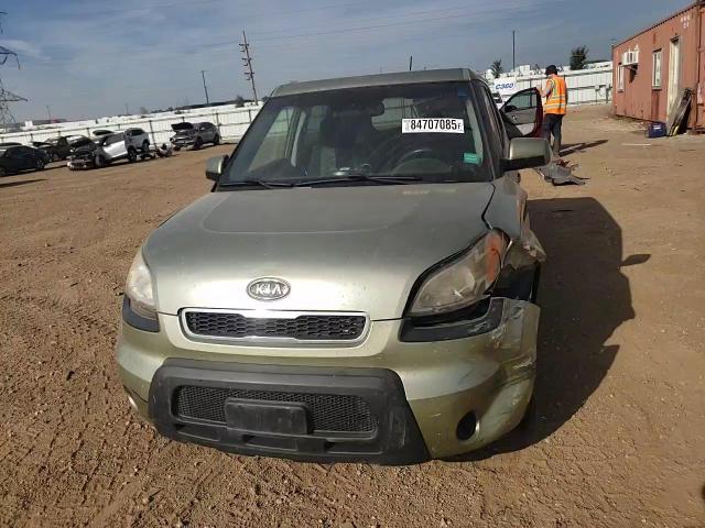 2011 Kia Soul + VIN: KNDJT2A21B7257220 Lot: 84707085