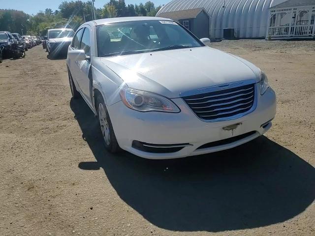 2014 Chrysler 200 Lx VIN: 1C3CCBAB9EN170369 Lot: 84772685
