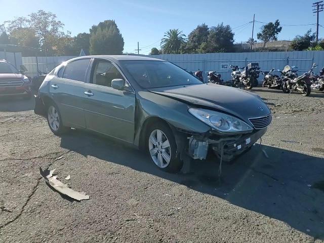 2005 Lexus Es 330 VIN: JTHBA30G455113673 Lot: 90121885