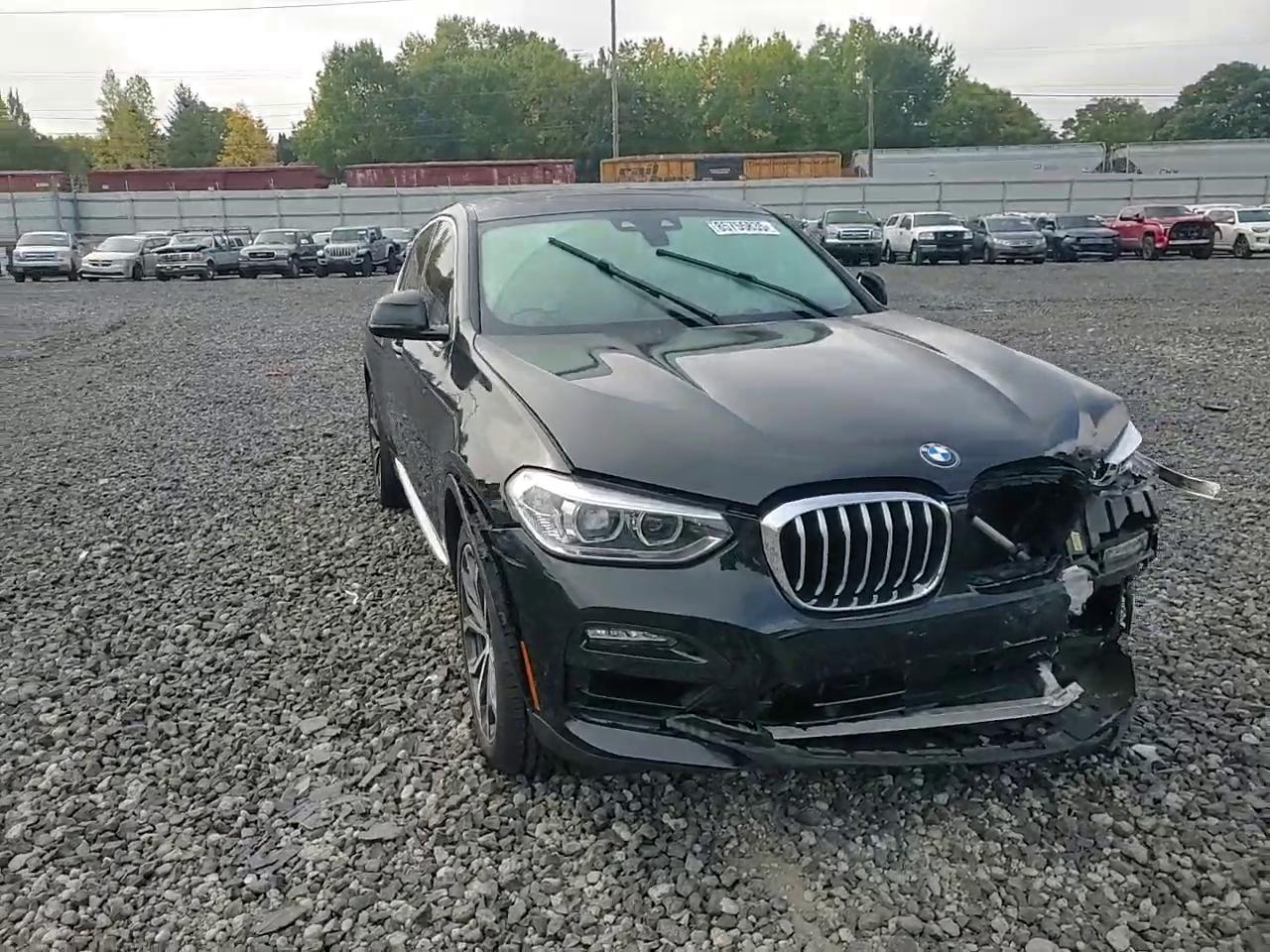 Фото: 5UX2V1C02M9G81356