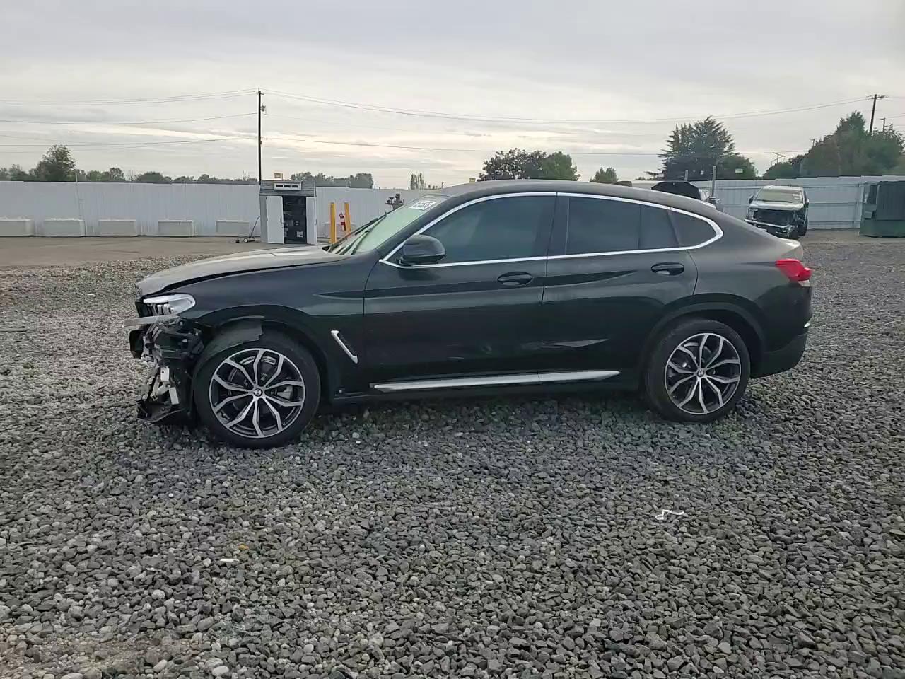 Фото: 5UX2V1C02M9G81356