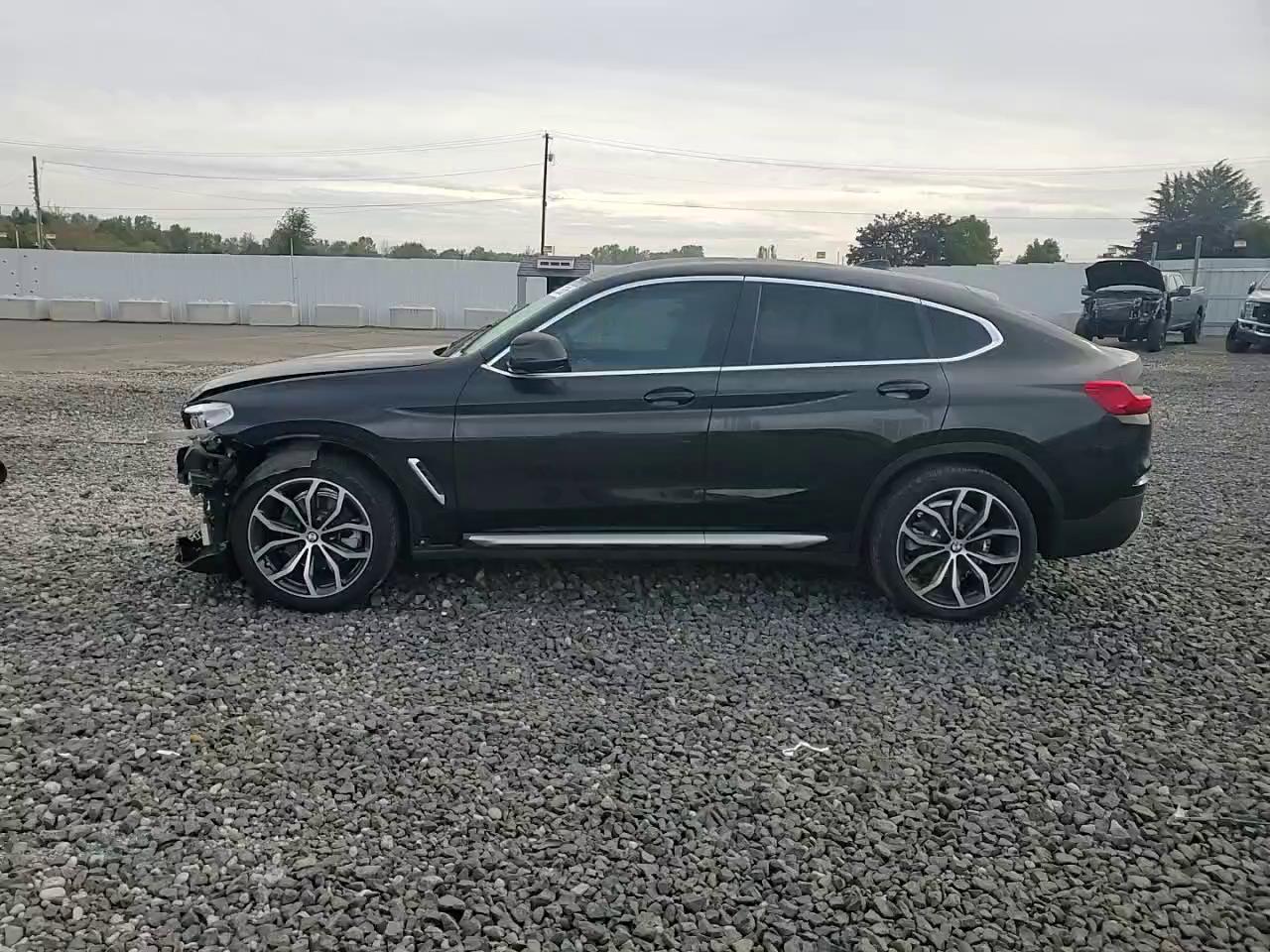 Фото: 5UX2V1C02M9G81356