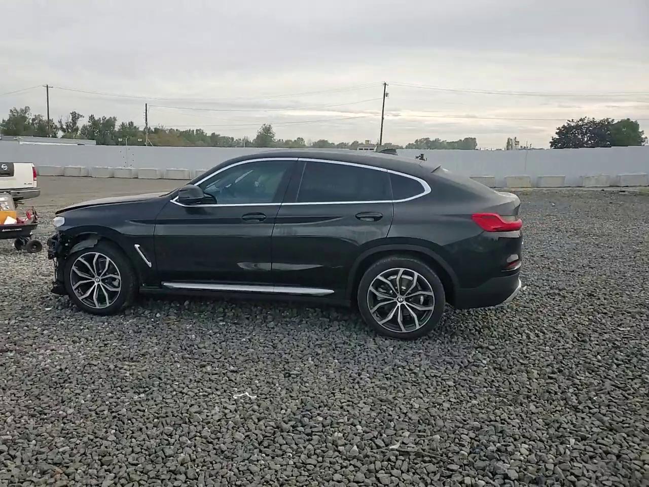 Фото: 5UX2V1C02M9G81356