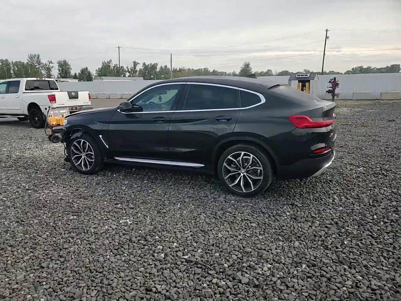 Фото: 5UX2V1C02M9G81356