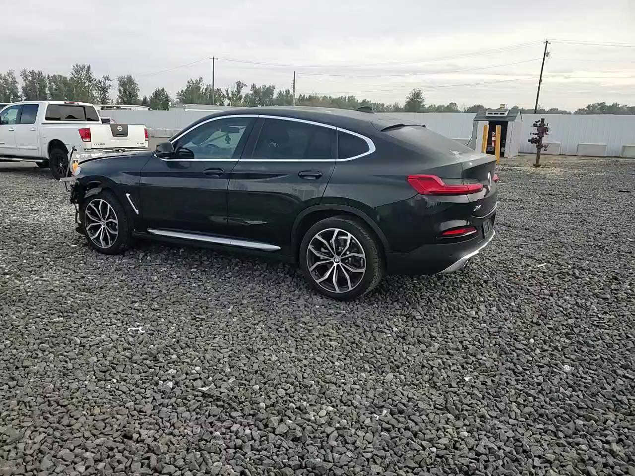 Фото: 5UX2V1C02M9G81356