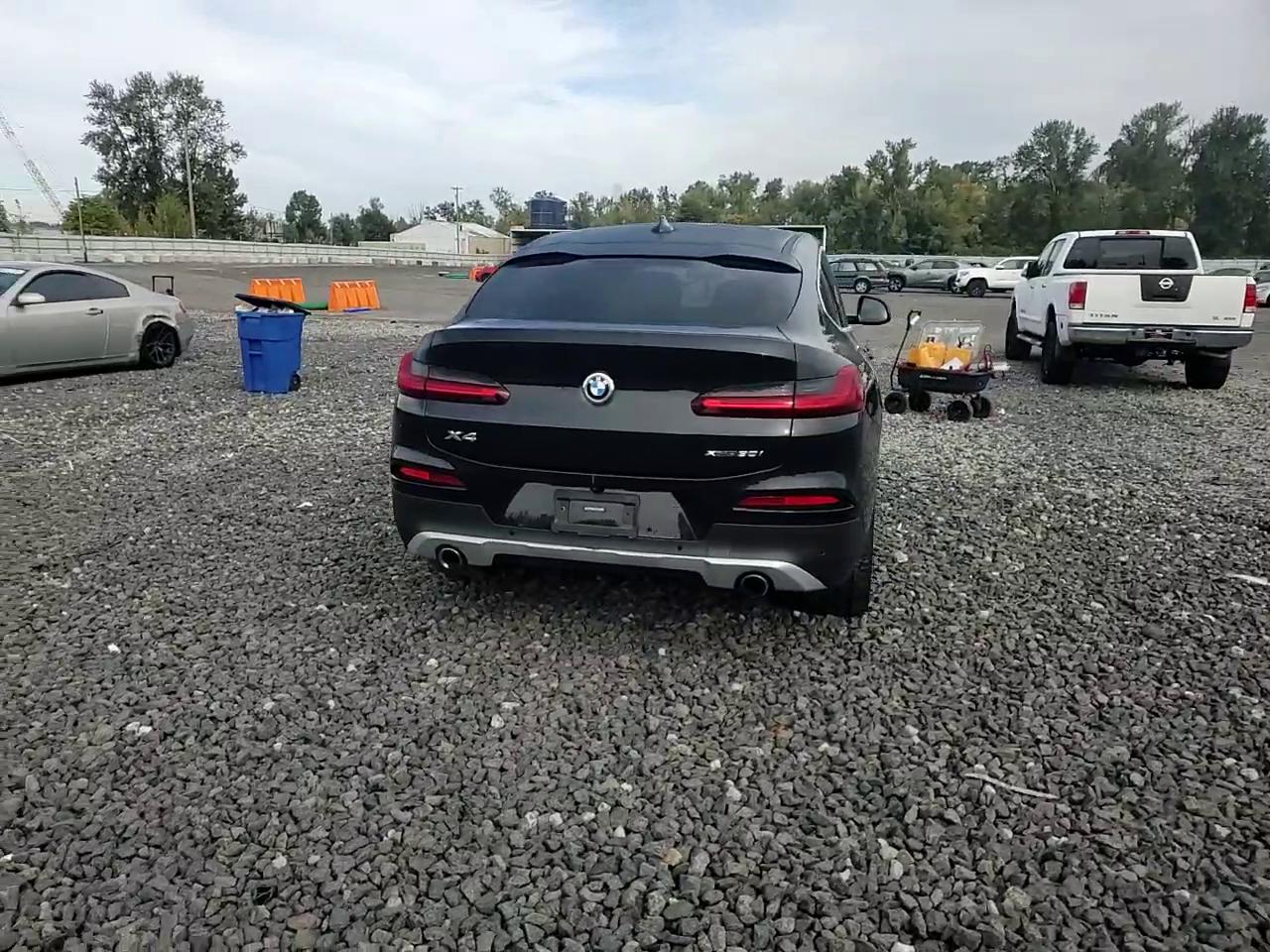 Фото: 5UX2V1C02M9G81356