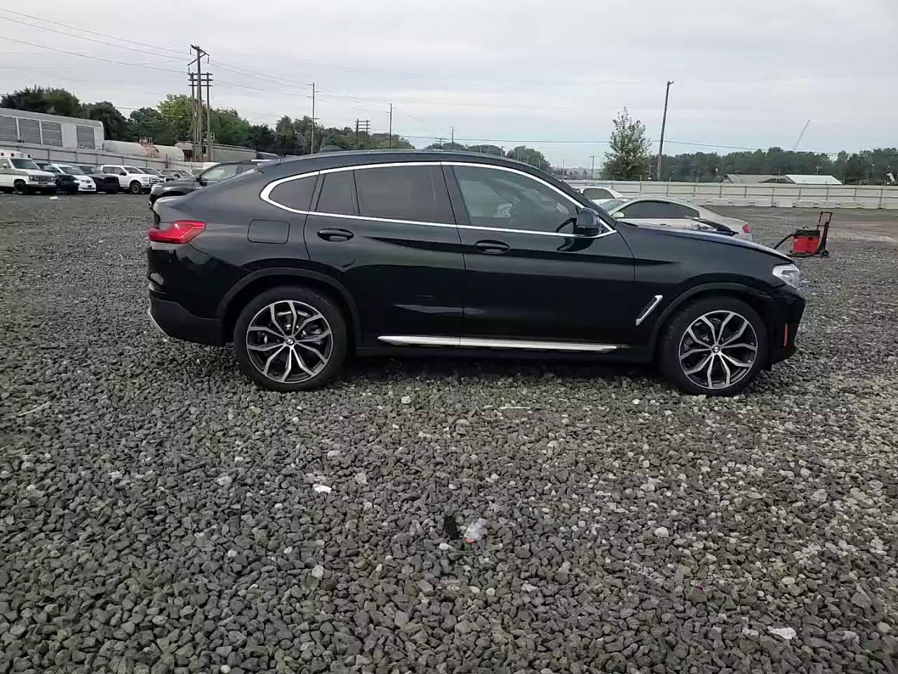 Фото: 5UX2V1C02M9G81356