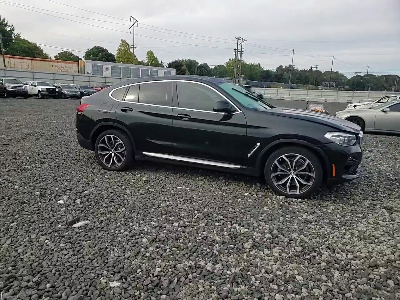 Фото: 5UX2V1C02M9G81356