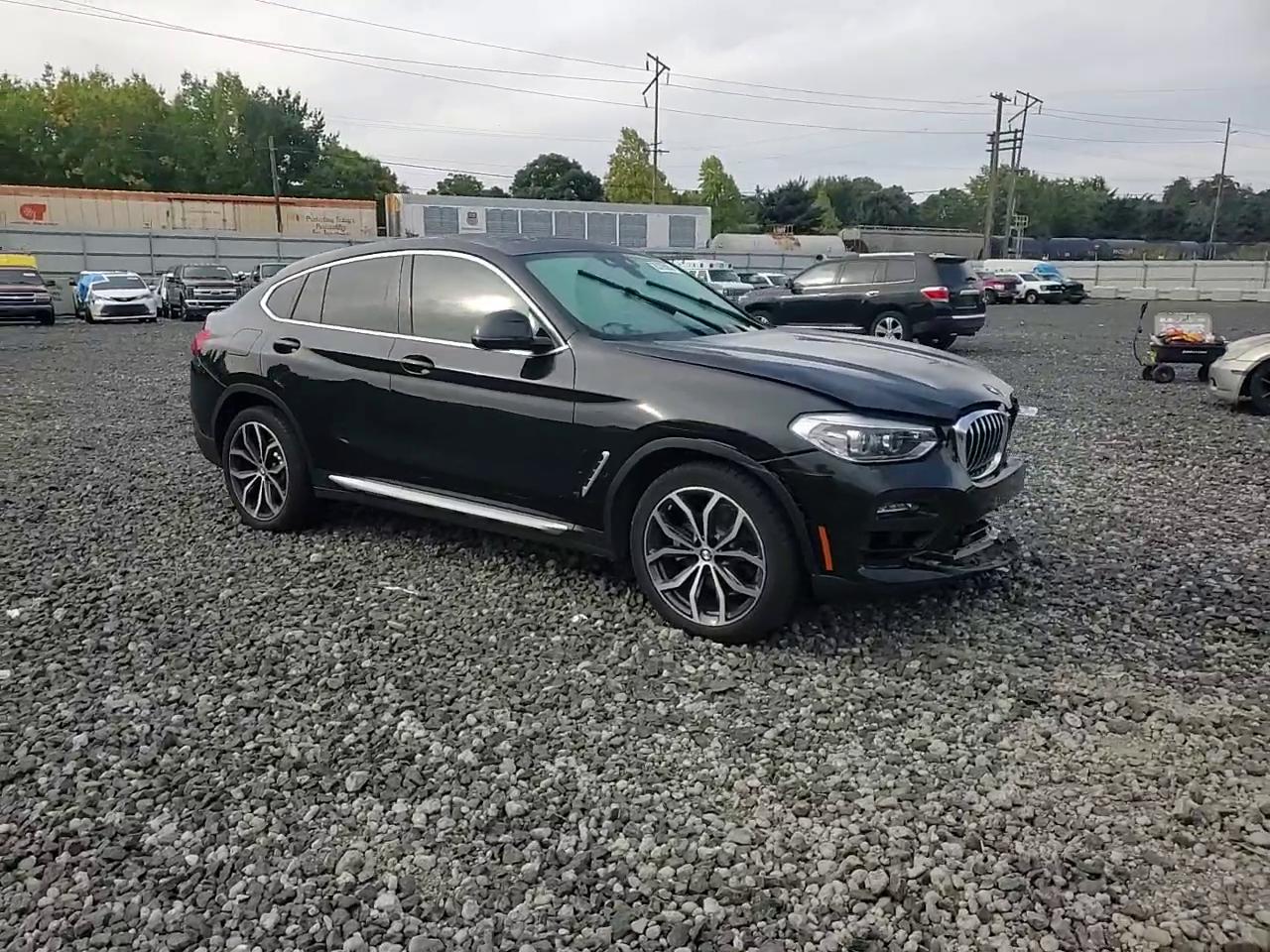 Фото: 5UX2V1C02M9G81356