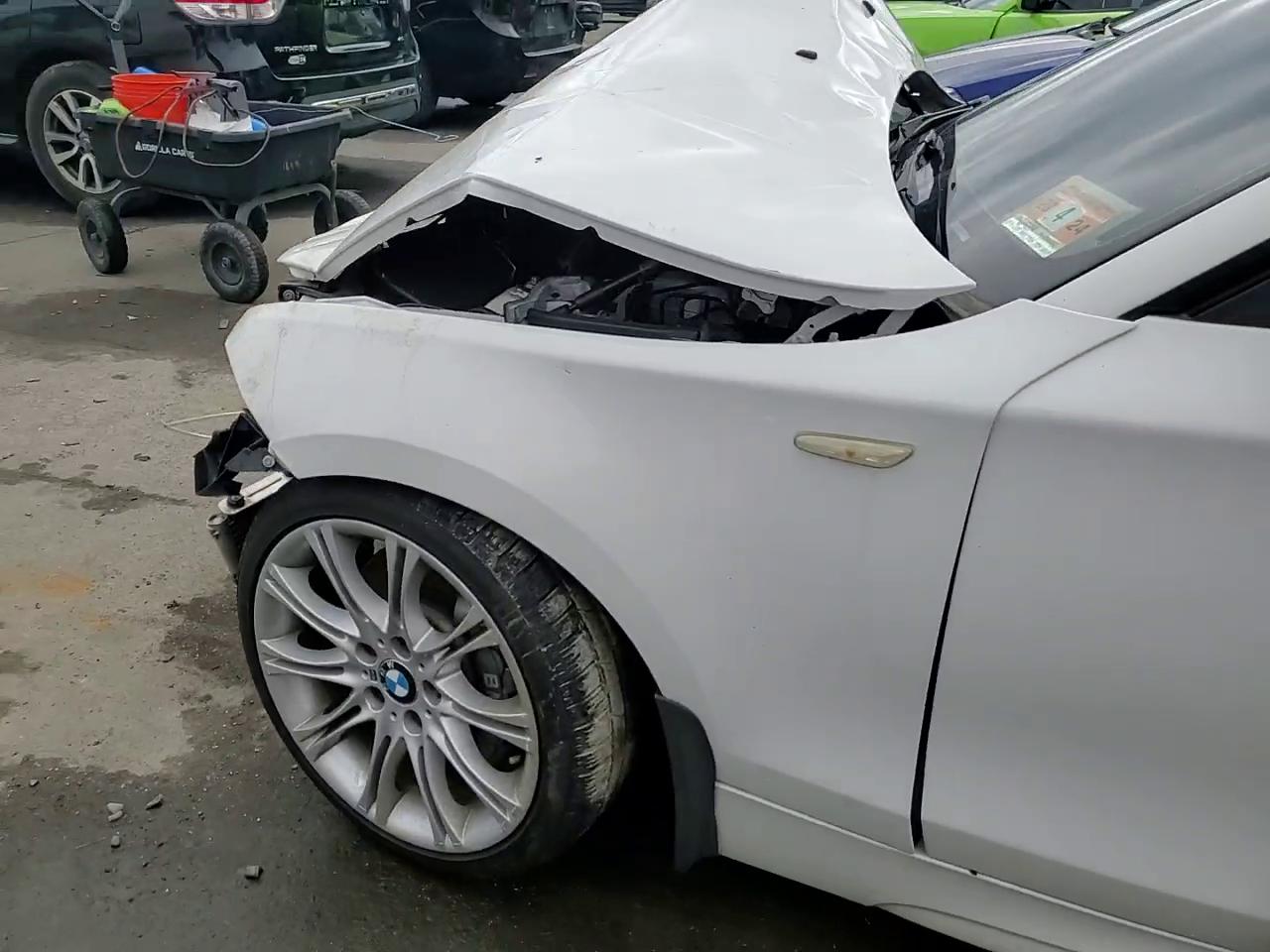 Фото: WBAUC9C58DVM13861