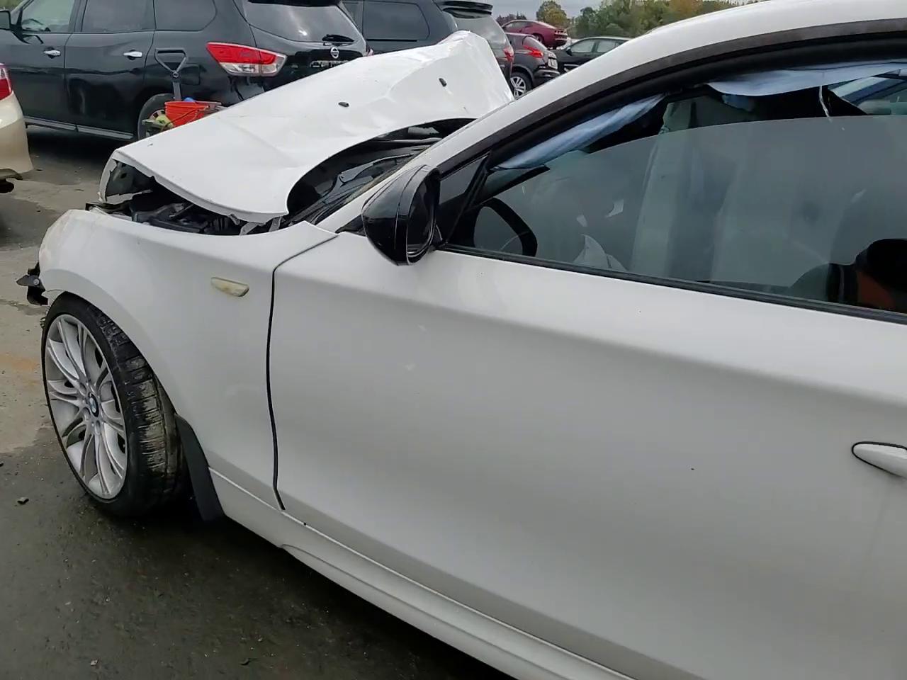 Фото: WBAUC9C58DVM13861