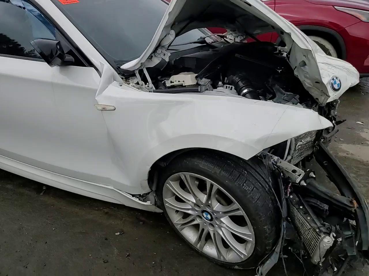 Фото: WBAUC9C58DVM13861