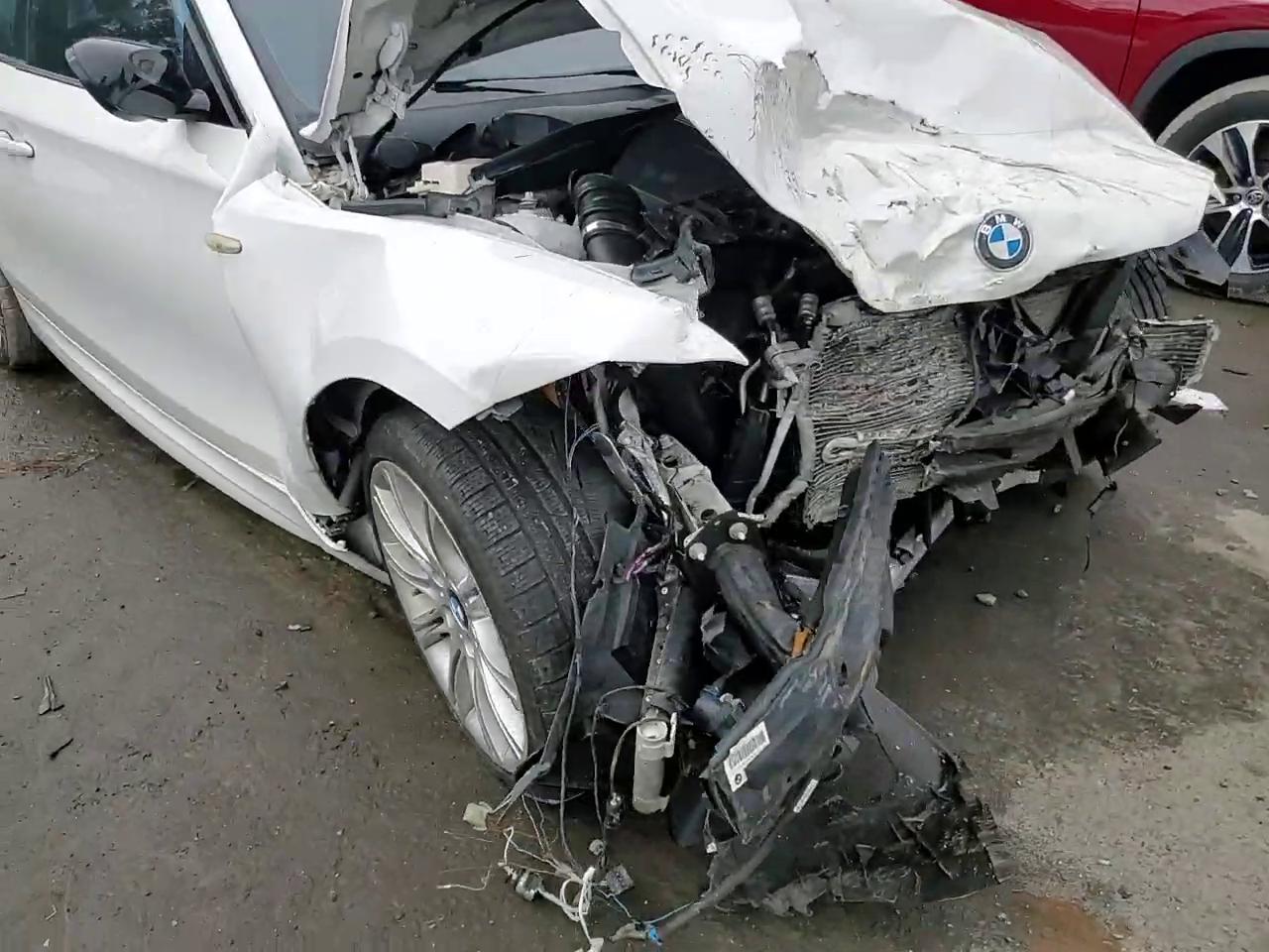 Фото: WBAUC9C58DVM13861