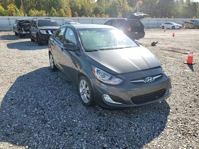 2013 Hyundai Accent Gls VIN: KMHCU4AE9DU378198 Lot: 90720085