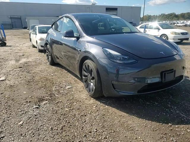 2025 Tesla Model Y VIN: 7SAYGDEF3SA370589 Lot: 87367545