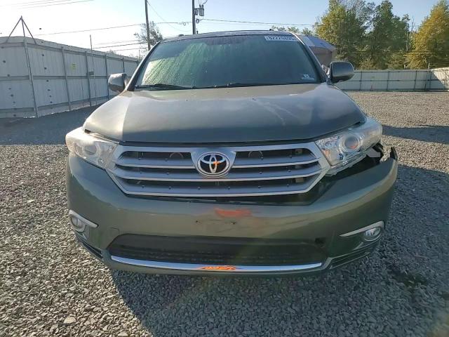 2008 Toyota Highlander Limited VIN: JTEES42A882047981 Lot: 82220895