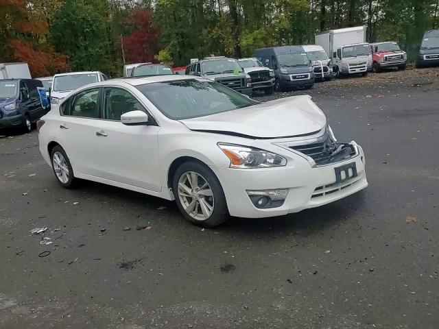 2014 Nissan Altima 2.5 VIN: 1N4AL3AP4EC121893 Lot: 82370515