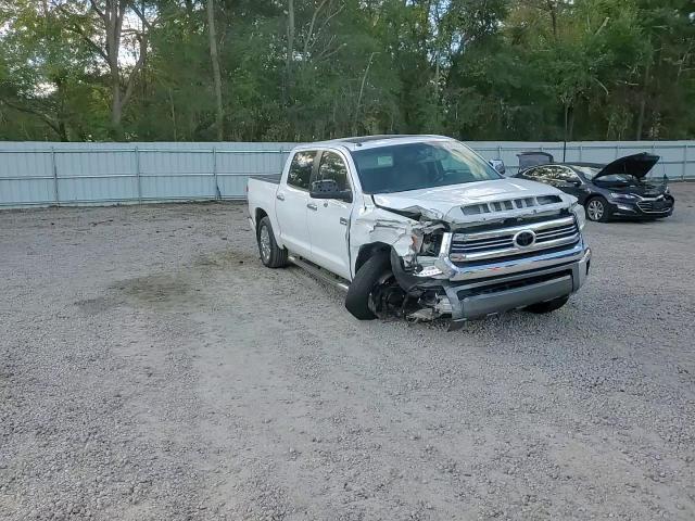 2017 Toyota Tundra Crewmax 1794 VIN: 5TFAW5F18HX661102 Lot: 81898295